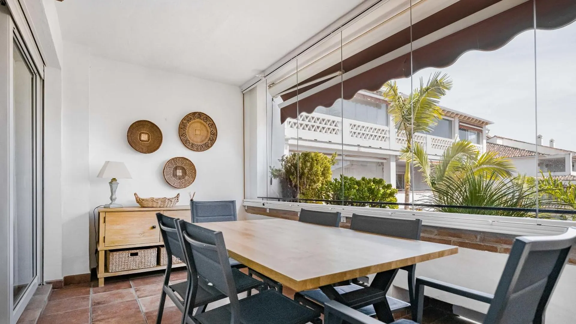 Beachfront Golden Mile Puento Romano Sea View Wifi Marbella